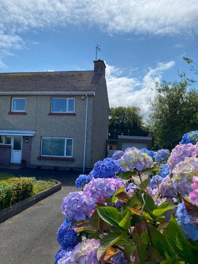 Sea House, Castlerock - Hosts 6, 3 Bedroom House Exterior foto